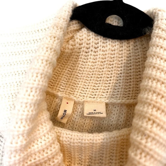Anthropologie Moth Women's Cream High Low Turtleneck Sweater- Medium - Picture 11 of 13